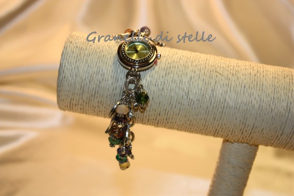 Orologio Bracciale artigianale. GRANELLI DI STELLE. CREAZIONI VENDITA NEGOZIO, BIJOUX ARTIGIANALI: ANELLI, BRACCIALI, COLLANE, ORECCHINI, CIONDOLI, SEGNALIBRI, ACCESSORI CERIMONIA, PARURE